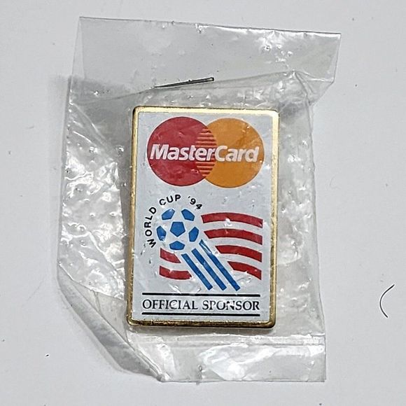 1994 FIFA Soccer World Cup USA Team Lapel Pin Mastercard Official Sponsor Rare - Picture 1 of 7